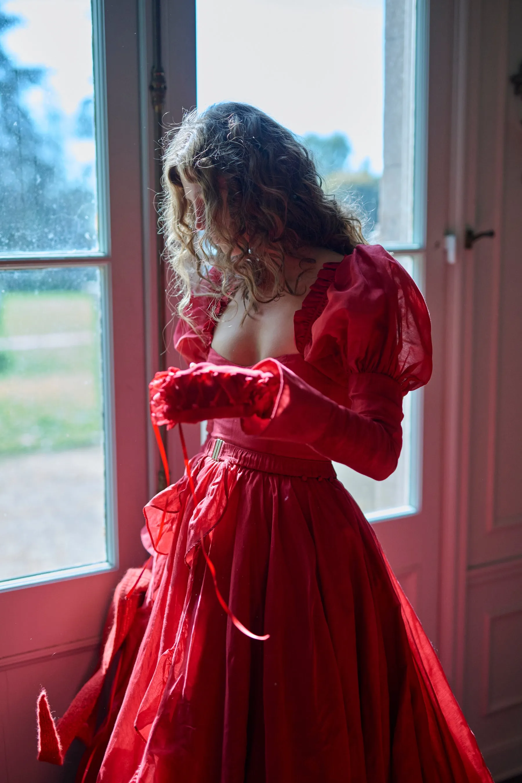 The Rouge Duchess Tournure